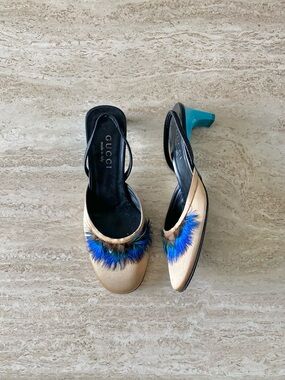 Vintage Gucci Tom Ford-era Satin Feather Slingback Kitten Heels